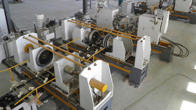 Ligne de production de fûts en acier-2