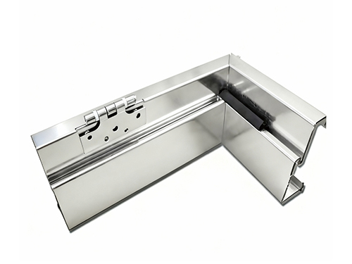 Profileuse pour huisseries métalliques de portes